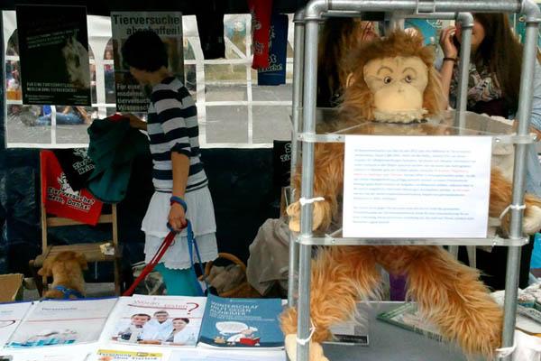 Internationaler Tag zur Abschaffung der Tierversuche 2014 - Kassel