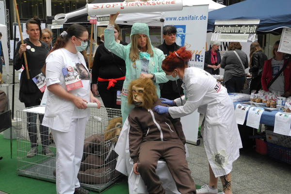 Internationaler Tag zur Abschaffung der Tierversuche 2014 - Köln