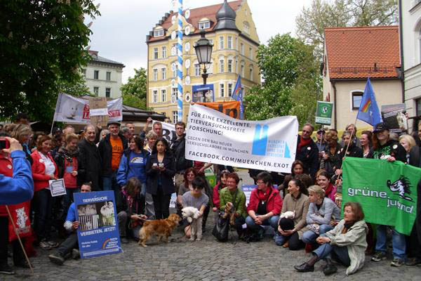 Internationaler Tag zur Abschaffung der Tierversuche 2014 - München