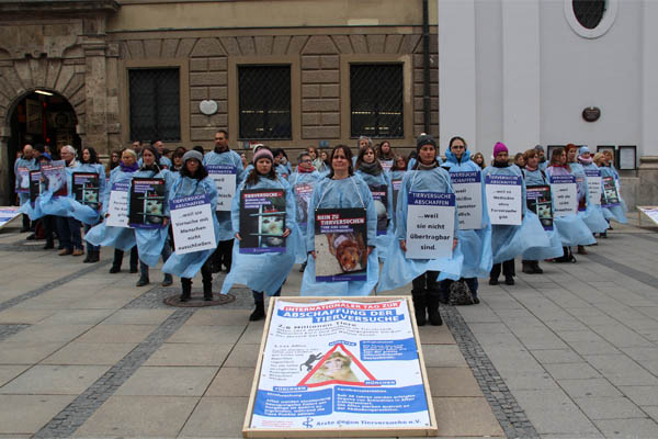 Aktion gegen Tierversuche in Tübingen