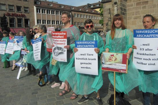 Aktionstag gegen Tierversuche in Nürnberg