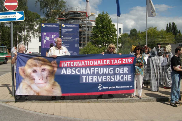 Demo in Berlin gegen das MDC