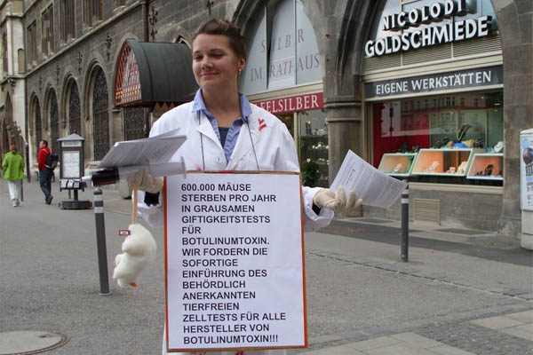 Europaweiter Aktionstag gegen Botox-Tierversuche 2012